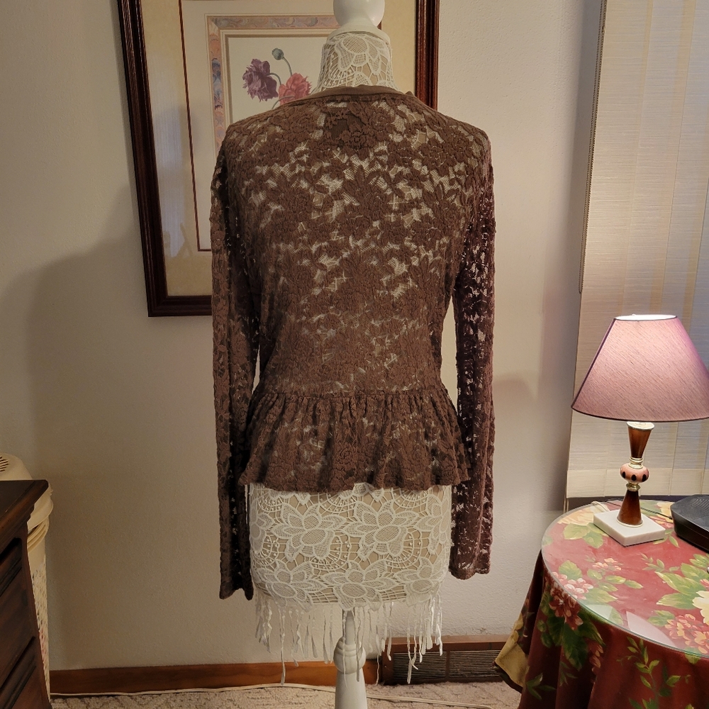 Arizona Jean Co lace cardigan top.